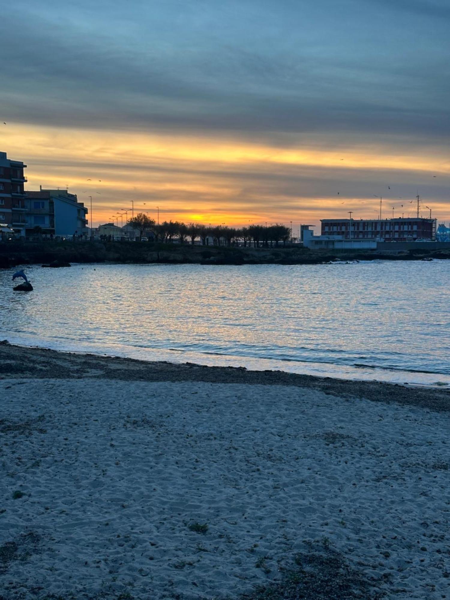 Hotel Moncici House Porto Torres Zewnętrze zdjęcie