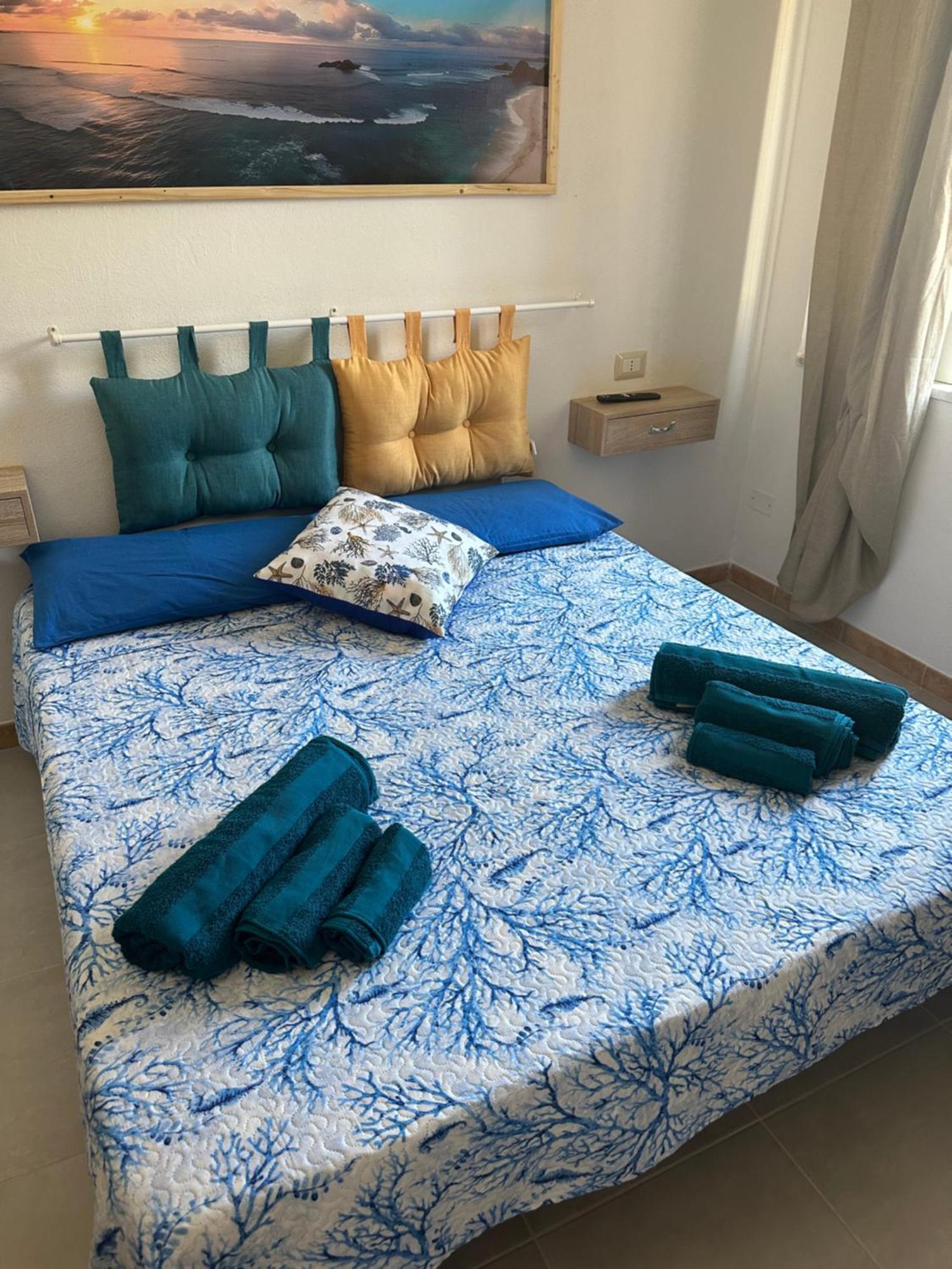 Hotel Moncici House Porto Torres Zewnętrze zdjęcie